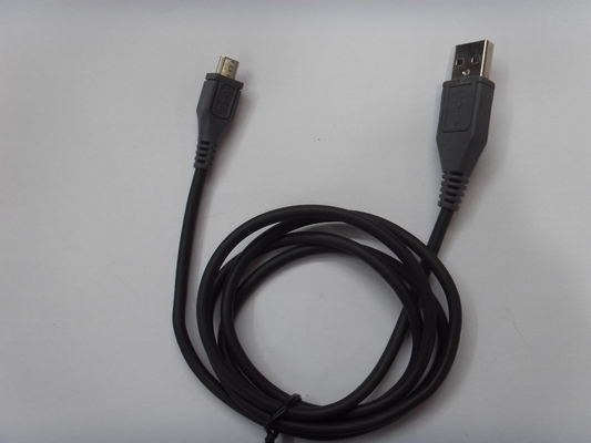 OEM 12V iPhone 4のための黒い小型USB車の充電器のアダプターケーブル1.0m